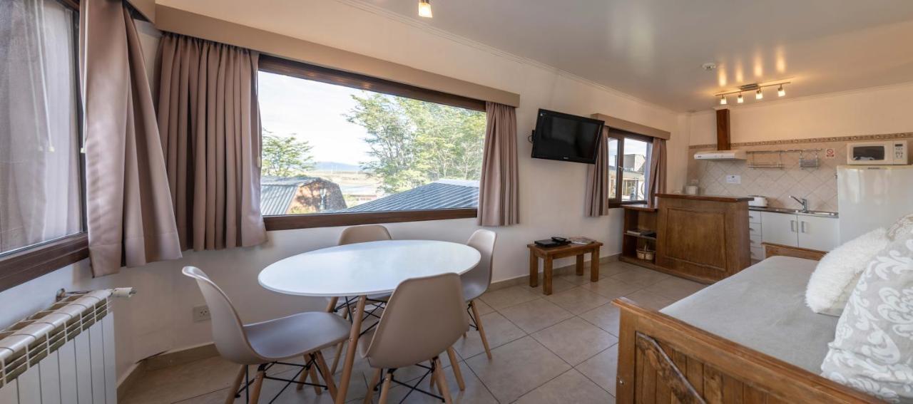 אושואיה Utaka Cabanas Y Apartamentos מראה חיצוני תמונה